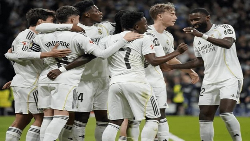 ভিনিসিউসের জোড়া পেনাল্টিতে সোসিয়েদাদকে উড়িয়ে দিল রিয়াল